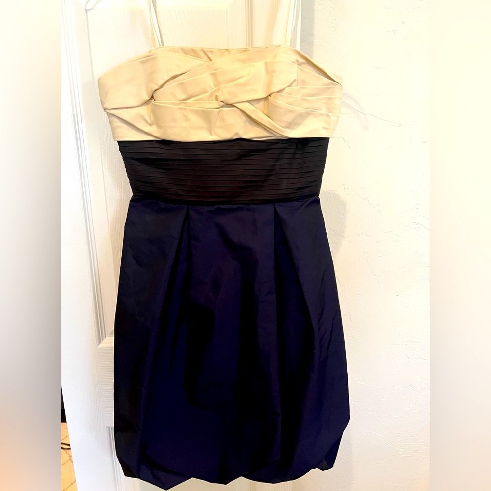 BCBG strapless cocktail dress. Worn once as a wedding guest, prefect condition.